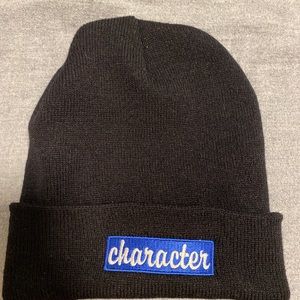 Character skateboard Beanie - NEW (no tags)